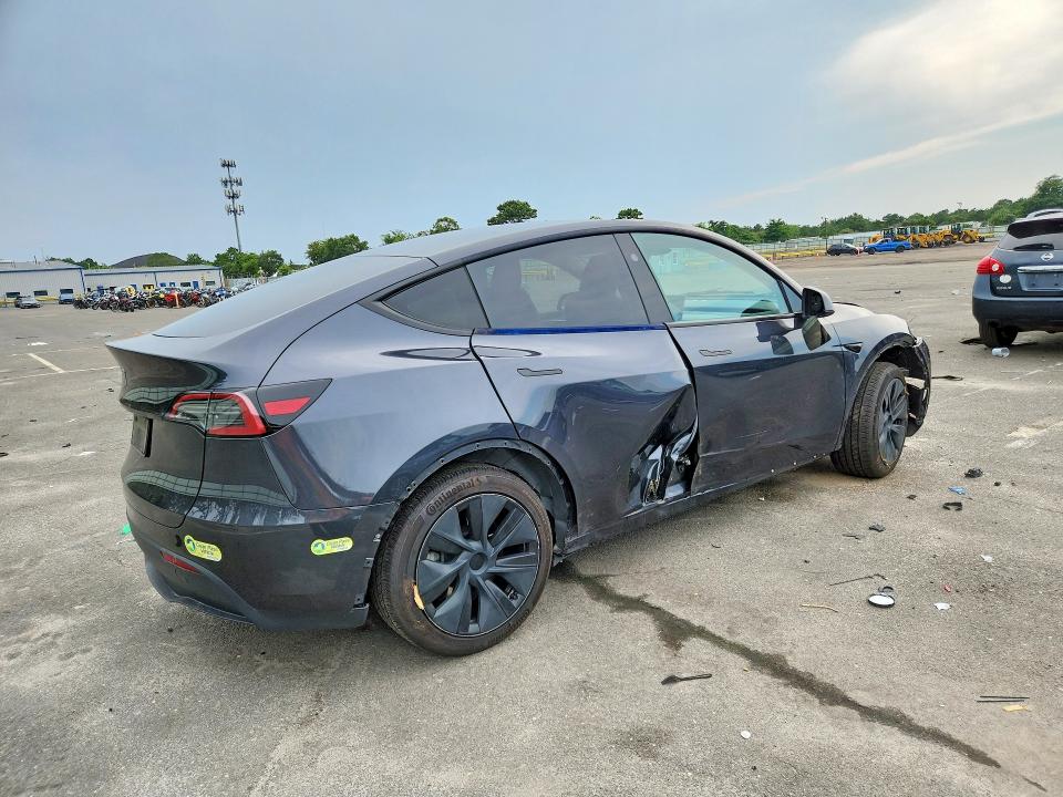 66729186 :رقم المزاد ، 7SAYGDED0RF208172 vin ، 2024 Tesla Model Y مزاد بيع