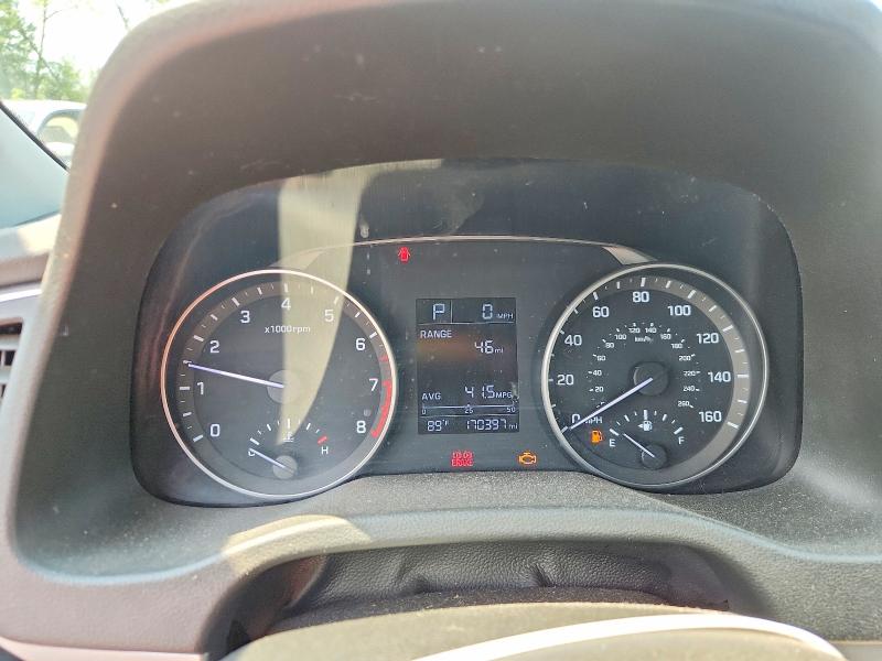 64657926 :رقم المزاد ، 5NPD74LF2HH066388 vin ، 2017 Hyundai Elantra مزاد بيع