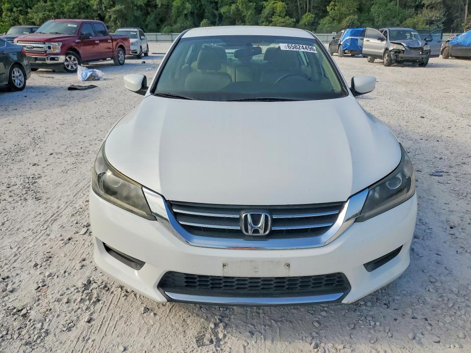 2015 Honda Accord მანქანა იყიდება აუქციონზე, vin: 1HGCR2F33FA235156, აუქციონის ნომერი: 65824496