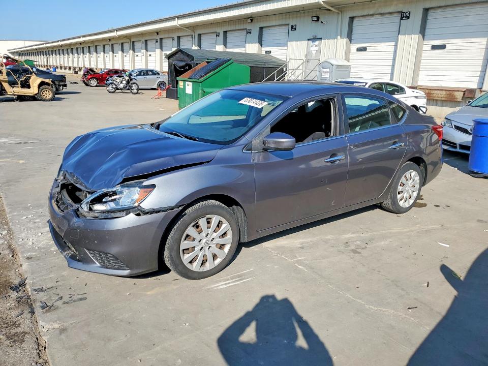 63874426 :رقم المزاد ، 3N1AB7AP8JY221147 vin ، 2018 Nissan Sentra مزاد بيع