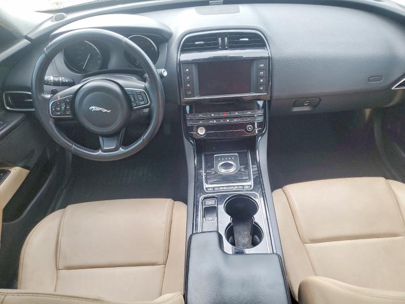 Продаж на аукціоні авто 2017 Jaguar Xe, vin: SAJAD4BV0HCP11444, номер лоту: 64722756