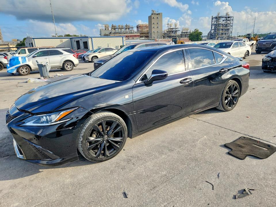 64730126 :رقم المزاد ، 58AJZ1B19PU153554 vin ، 2023 Lexus Es مزاد بيع