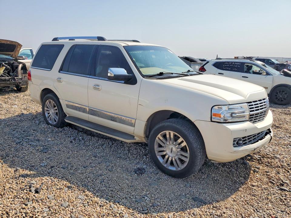 Продажа на аукционе авто 2007 Lincoln Navigator, vin: 5LMFU27597LJ12695, номер лота: 64258586