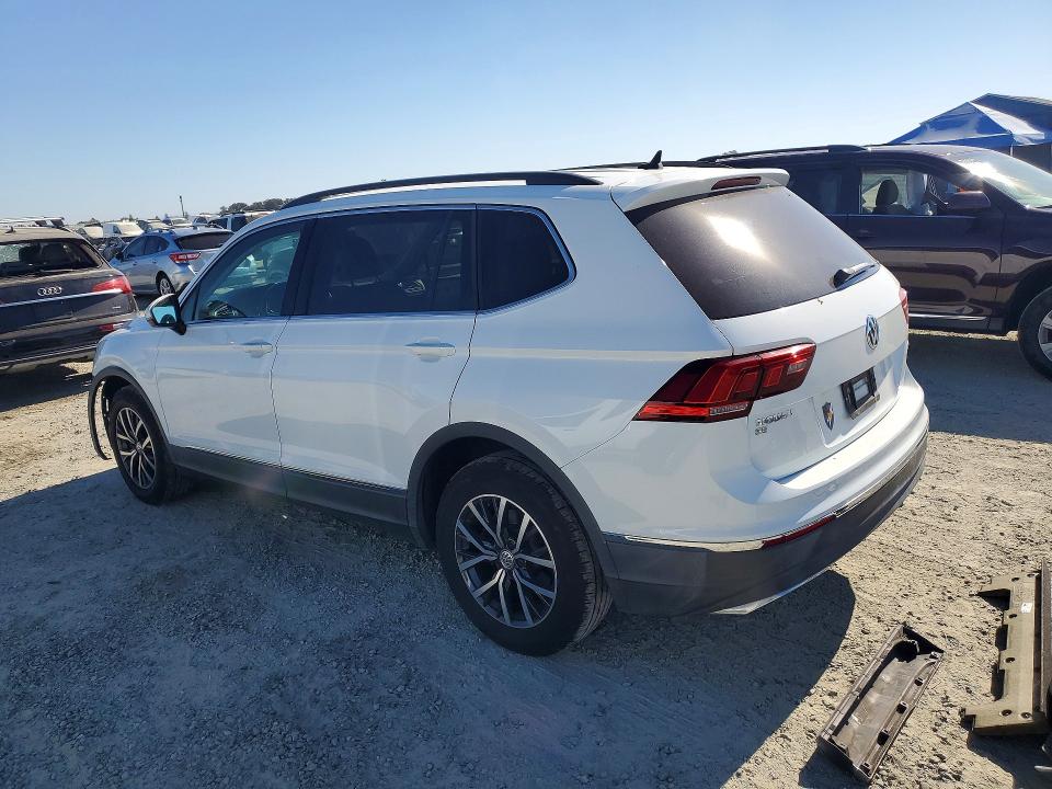 63165106 :رقم المزاد ، 3VV2B7AX6JM220217 vin ، 2018 Volkswagen Tiguan مزاد بيع