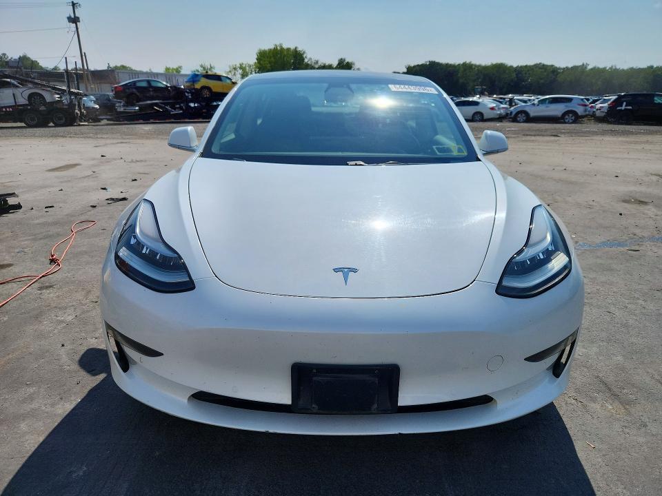 64443996 :رقم المزاد ، 5YJ3E1EB4LF618233 vin ، 2020 Tesla Model 3 مزاد بيع