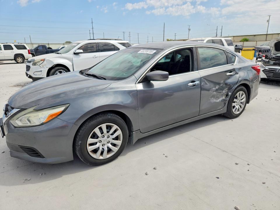 2017 Nissan Altima მანქანა იყიდება აუქციონზე, vin: 1N4AL3AP5HN359213, აუქციონის ნომერი: 65299706