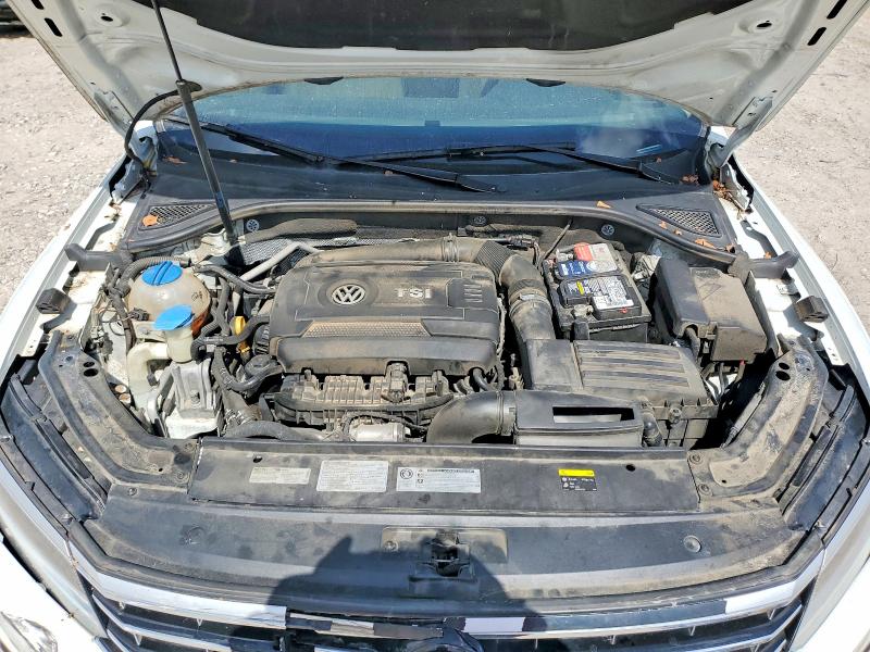 2017 Volkswagen Passat მანქანა იყიდება აუქციონზე, vin: 1VWBT7A37HC051617, აუქციონის ნომერი: 64560526