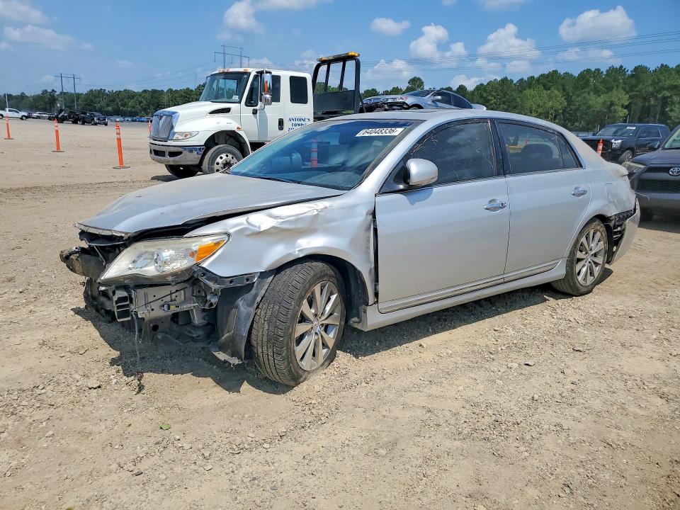 2011 Toyota Avalon მანქანა იყიდება აუქციონზე, vin: 4T1BK3DB0BU402785, აუქციონის ნომერი: 64048336