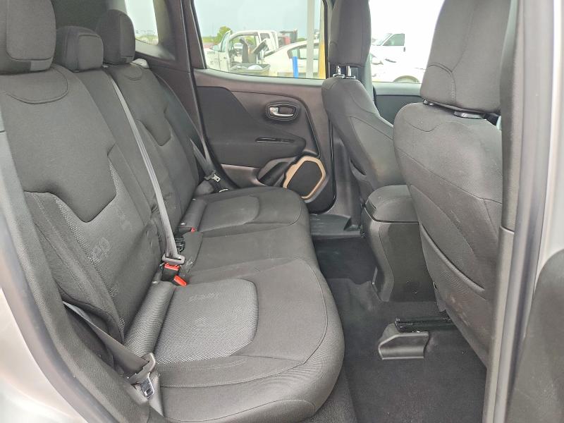 66695826 :رقم المزاد ، ZACCJBBT2FPB88245 vin ، 2015 Jeep Renegade مزاد بيع