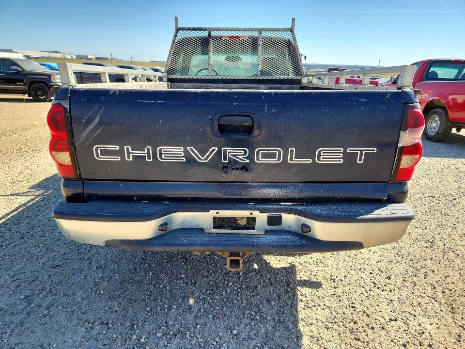 Продажа на аукционе авто 2005 Chevrolet Silverado, vin: 1GCEC14XX5Z152848, номер лота: 61410636