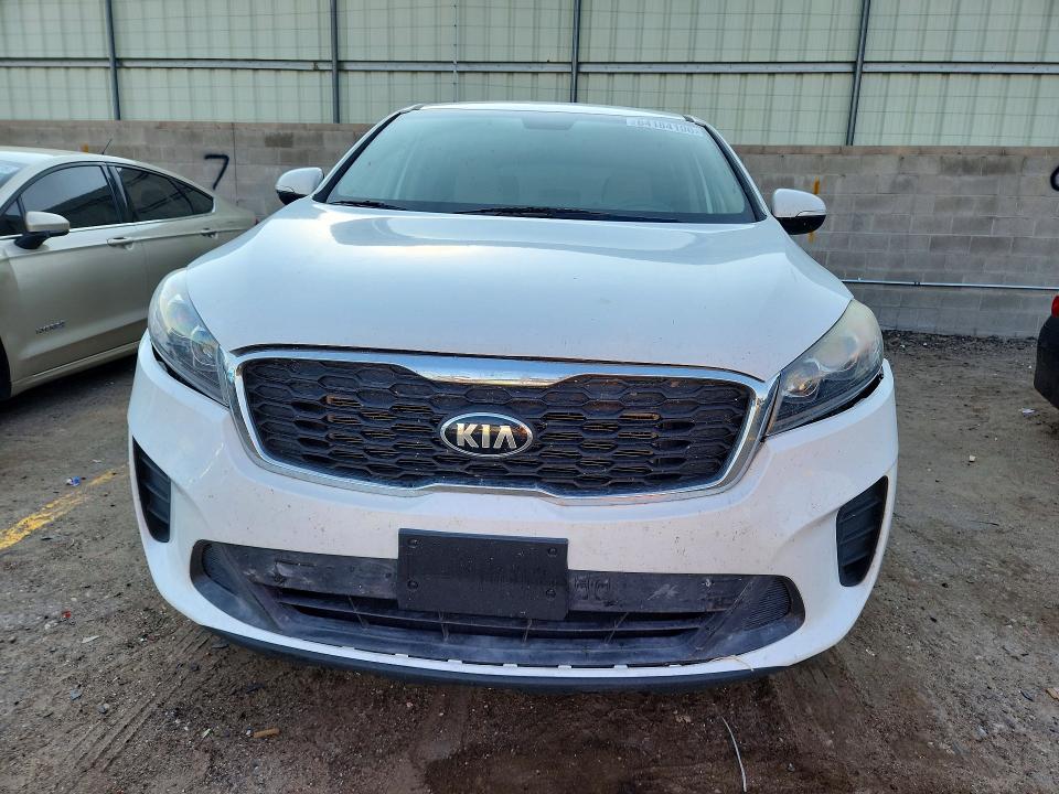 64184106 :رقم المزاد ، 5XYPG4A58KG490194 vin ، 2019 Kia Sorento مزاد بيع