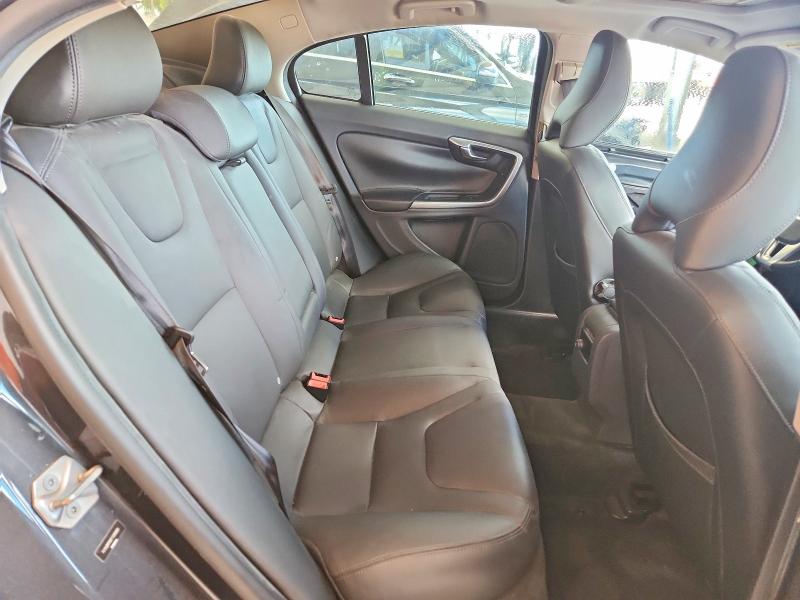 2015 Volvo S60 მანქანა იყიდება აუქციონზე, vin: YV140MFB2F1306065, აუქციონის ნომერი: 64632676