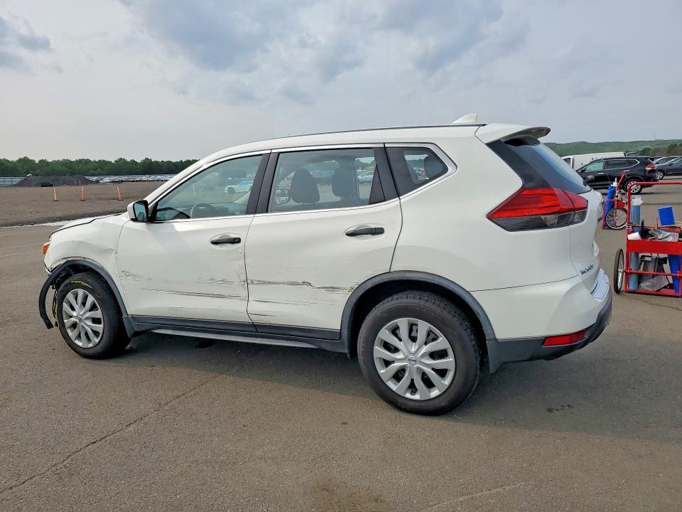Auction sale of the 2017 Nissan Rogue, vin: JN8AT2MV2HW014816, lot number: 64703156