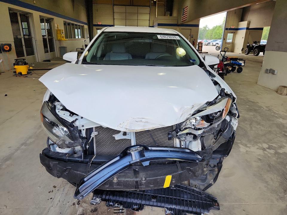 Продажа на аукционе авто 2015 Toyota Corolla, vin: 2T1BURHE2FC345580, номер лота: 64078026