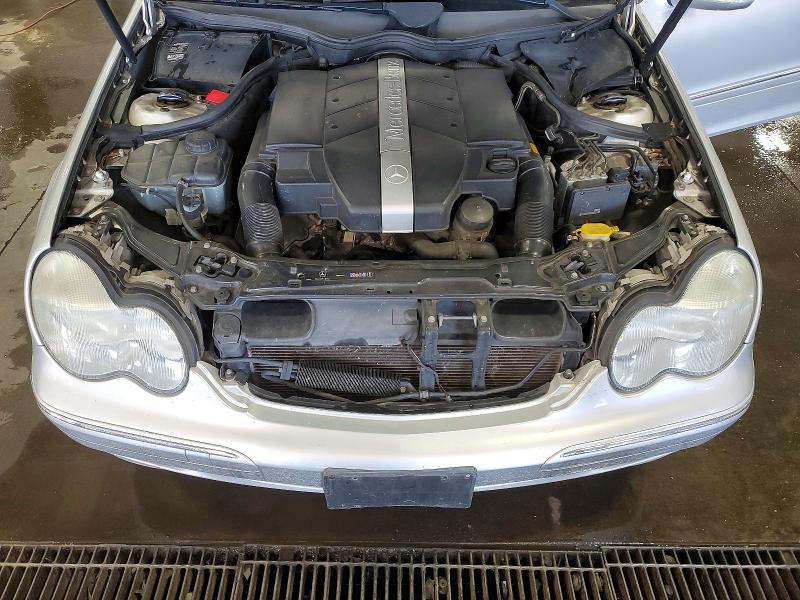2003 Mercedes-benz C მანქანა იყიდება აუქციონზე, vin: WDBRF64J43F325732, აუქციონის ნომერი: 66990026