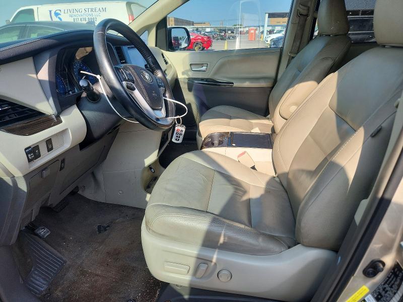Продаж на аукціоні авто 2016 Toyota Sienna, vin: 5TDYK3DC6GS702513, номер лоту: 64039446