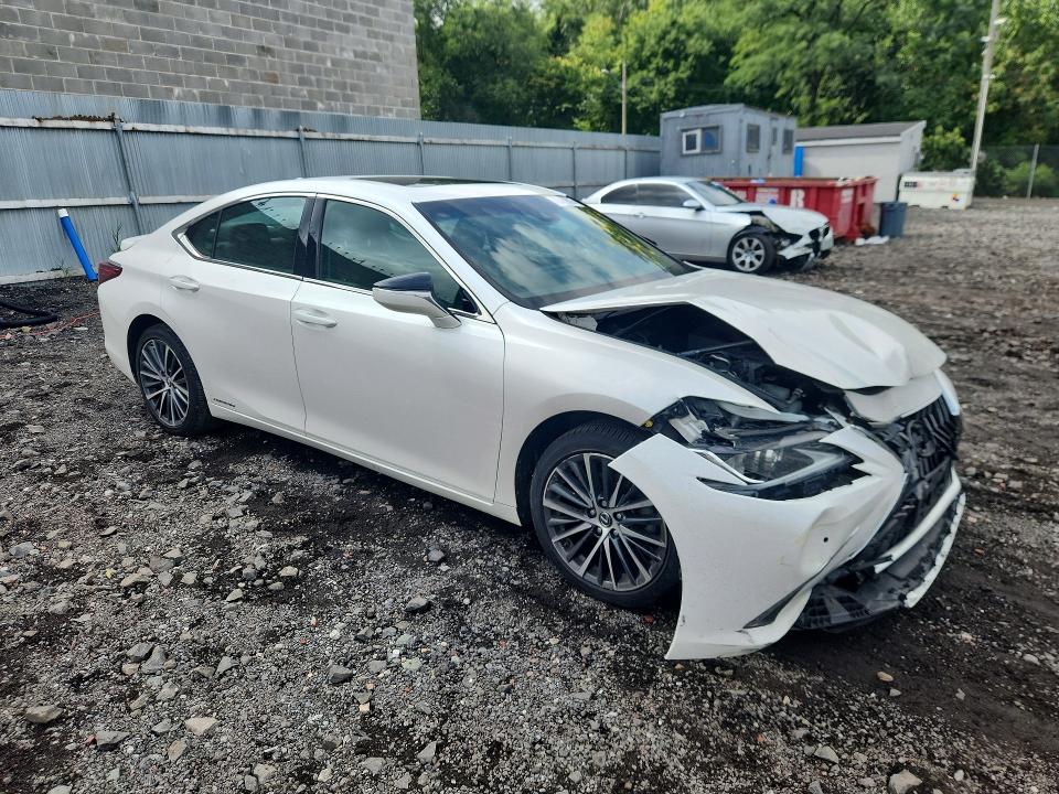 2022 Lexus Es 300h მანქანა იყიდება აუქციონზე, vin: 58ADA1C15NU020595, აუქციონის ნომერი: 65439526