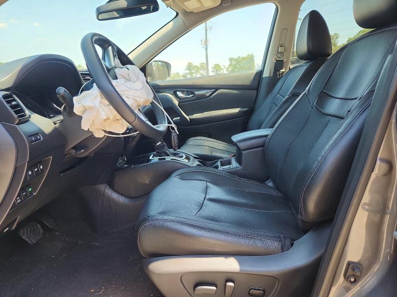 65717316 :رقم المزاد ، 5N1AT2MV2KC789200 vin ، 2019 Nissan Rogue مزاد بيع
