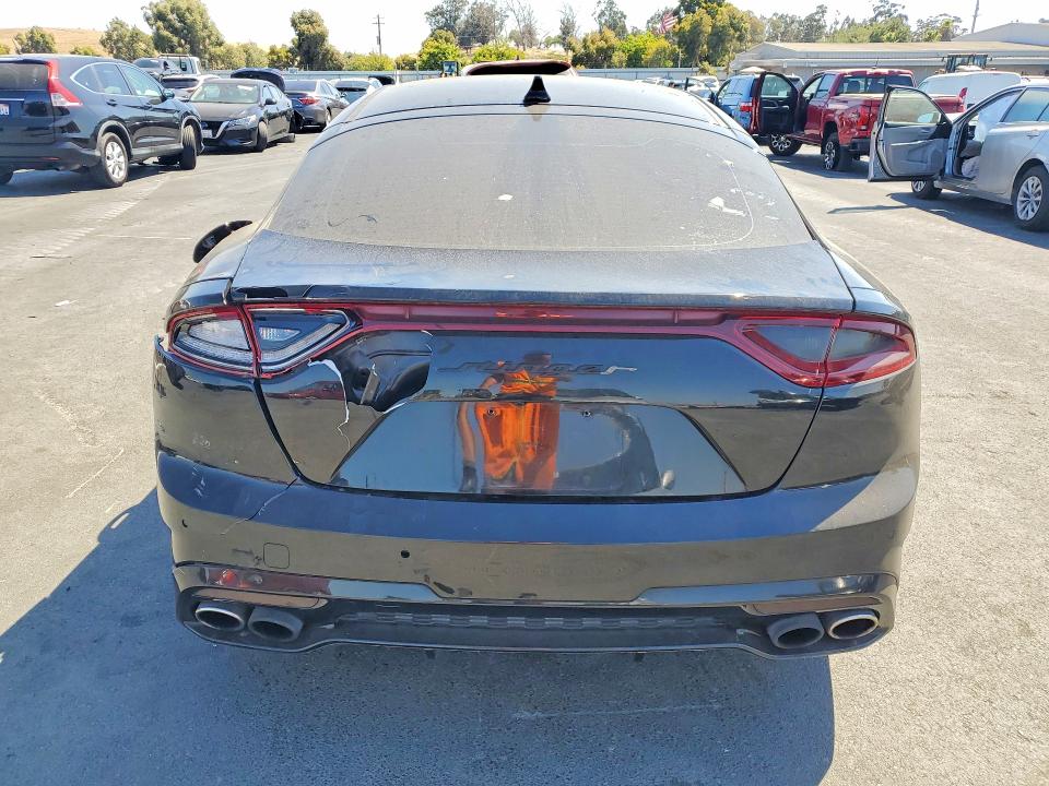 2018 Kia Stinger მანქანა იყიდება აუქციონზე, vin: KNAE35LC8J6022162, აუქციონის ნომერი: 65901266