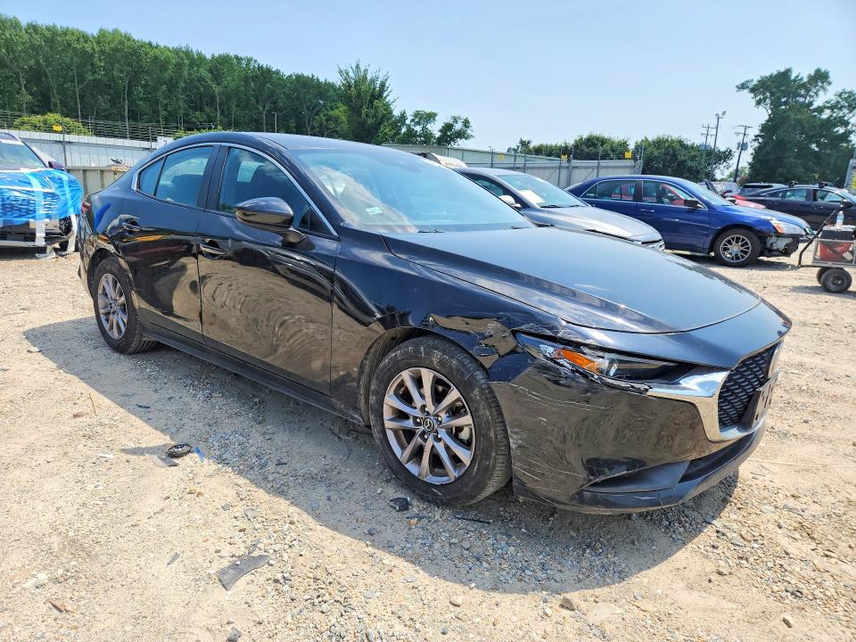 64814866 :رقم المزاد ، 3MZBPAA79NM307612 vin ، 2022 Mazda 3 مزاد بيع