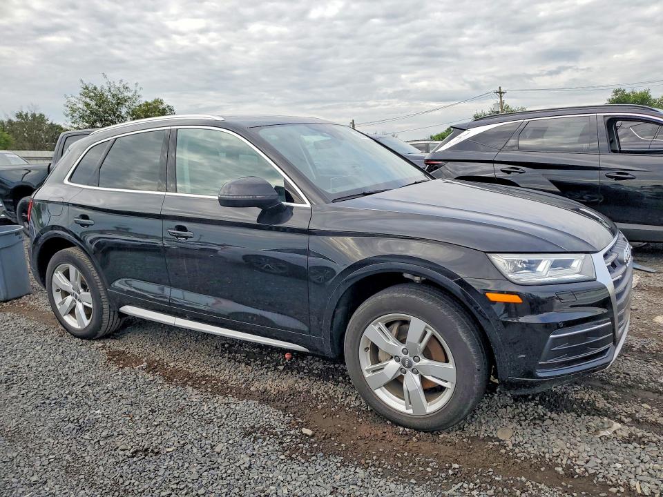 Продажа на аукционе авто 2018 Audi Q5, vin: WA1BNAFY5J2149422, номер лота: 66631836