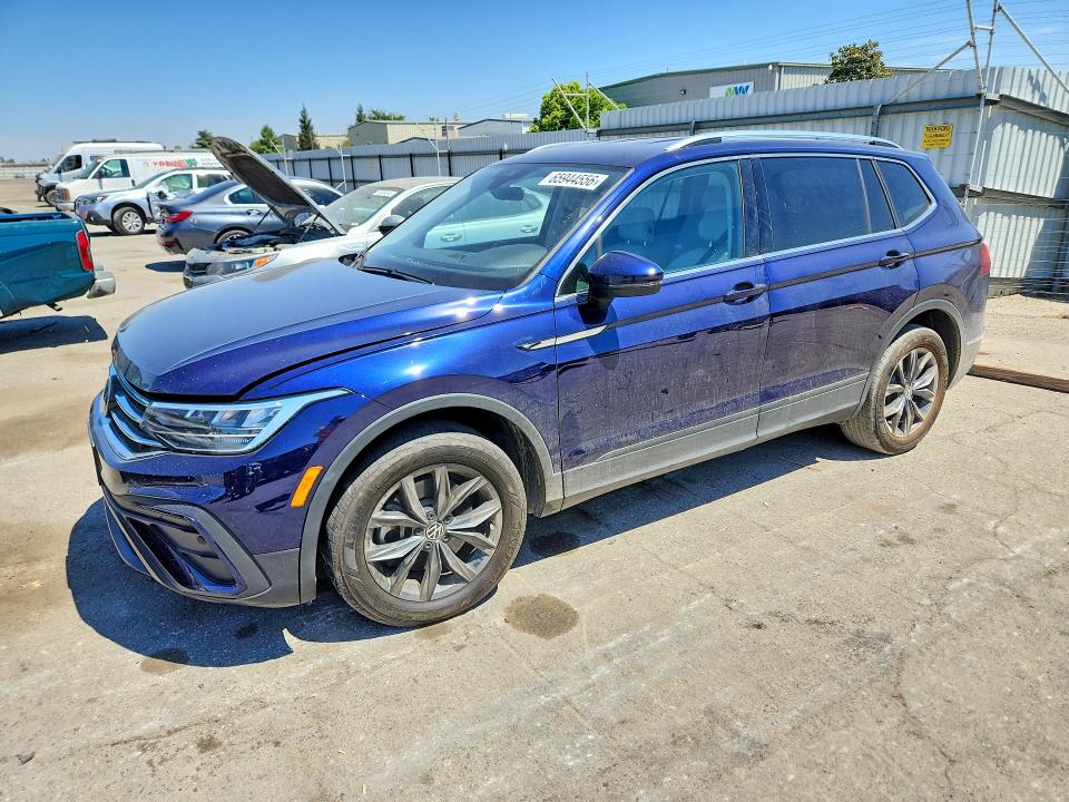 65944556 :رقم المزاد ، 3VV3B7AXXPM053017 vin ، 2023 Volkswagen Tiguan مزاد بيع