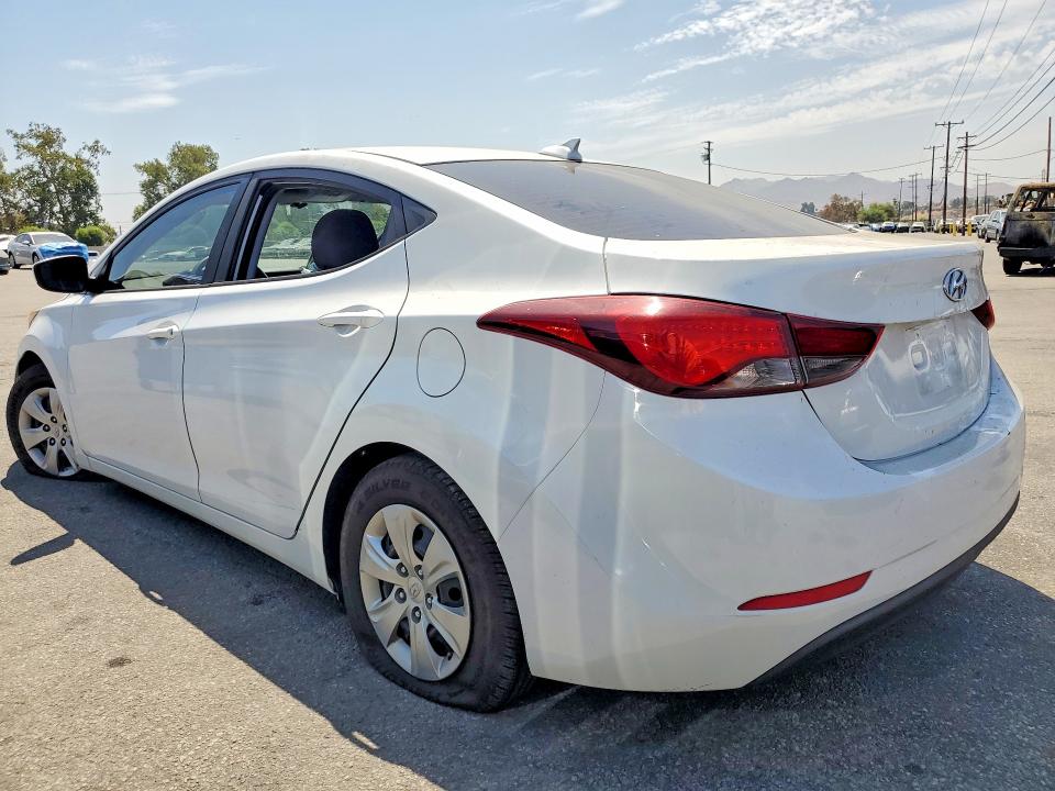Продаж на аукціоні авто 2016 Hyundai Elantra, vin: 5NPDH4AEXGH784941, номер лоту: 64327726