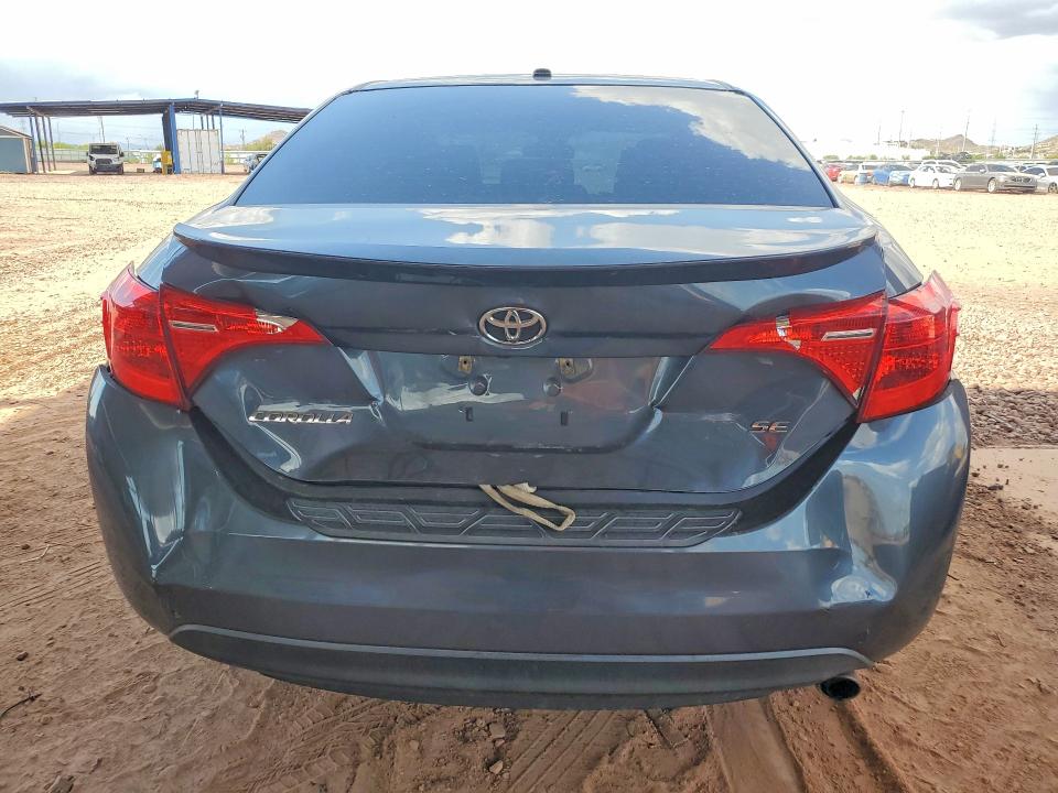 65164126 :رقم المزاد ، 2T1BURHE1HC896635 vin ، 2017 Toyota Corolla مزاد بيع