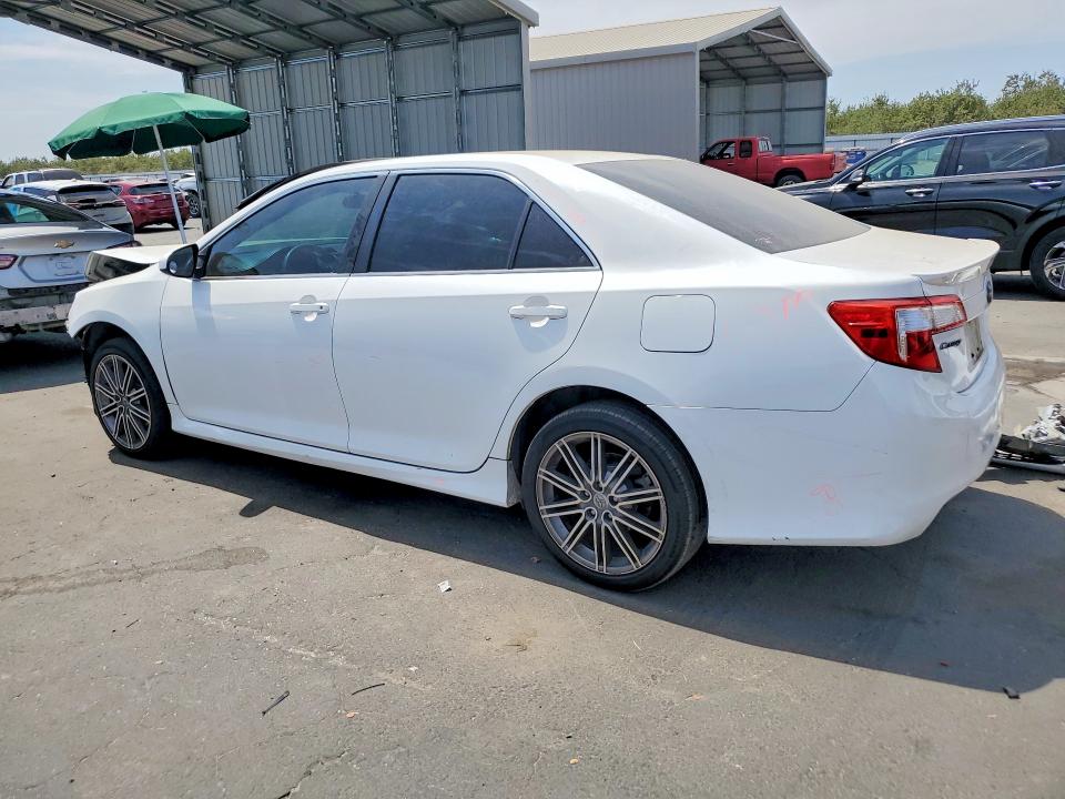 2014 Toyota Camry მანქანა იყიდება აუქციონზე, vin: 4T1BF1FK9EU333380, აუქციონის ნომერი: 63263276