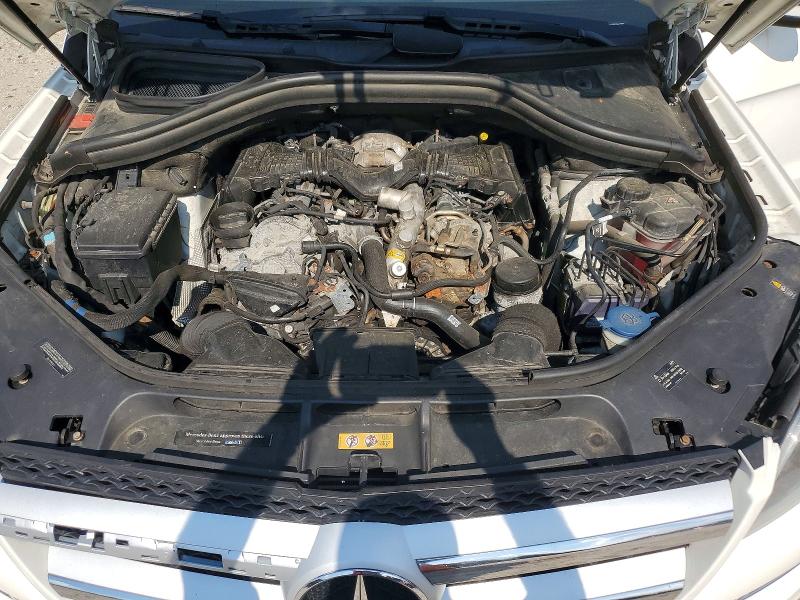 63652626 :رقم المزاد ، 4JGDF2EE8GA675272 vin ، 2016 Mercedes-benz Gl مزاد بيع