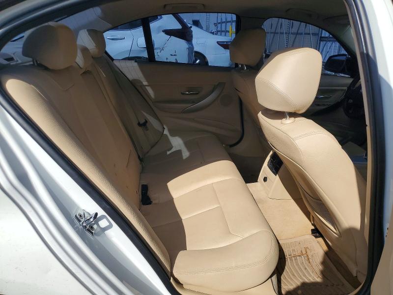 65037846 :رقم المزاد ، WBA3A5G50CNN65782 vin ، 2012 Bmw 328 مزاد بيع
