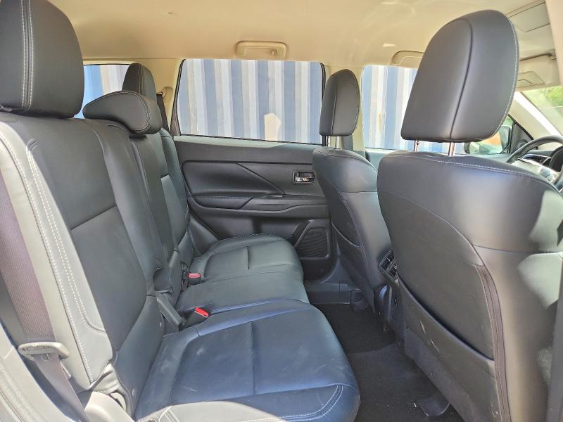 Продажа на аукционе авто 2019 Mitsubishi Outlander, vin: JA4AZ3A36KZ012571, номер лота: 64158846