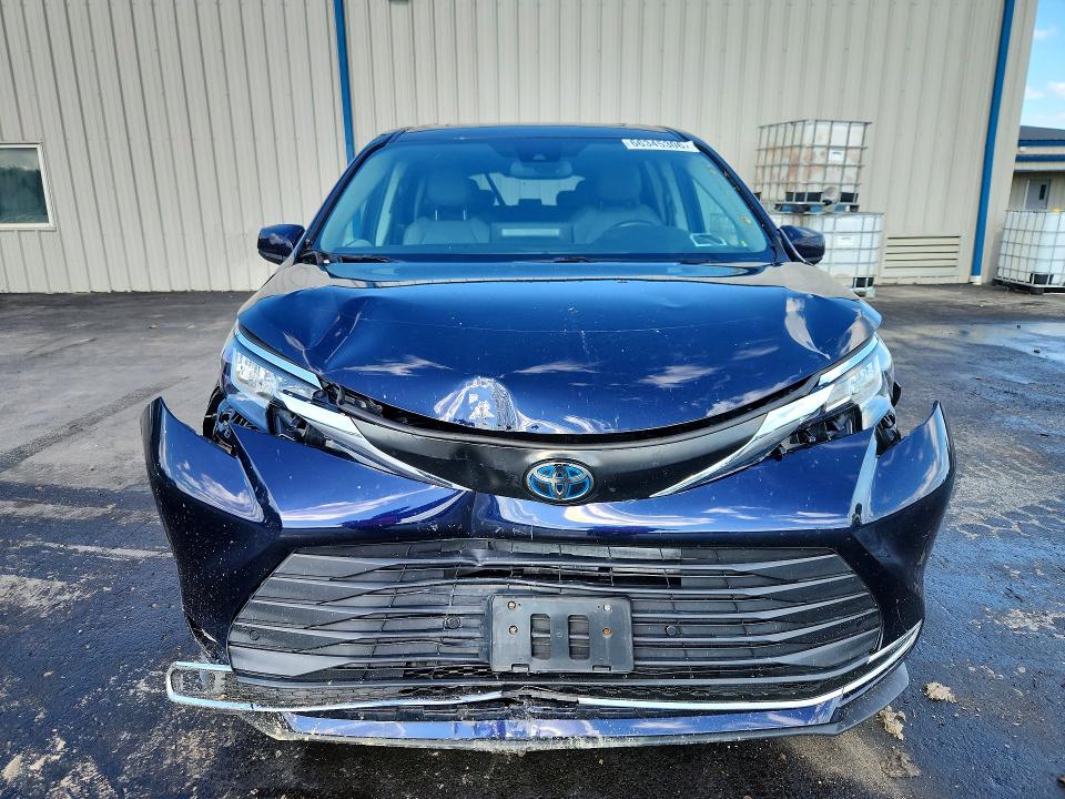 2022 Toyota Sienna მანქანა იყიდება აუქციონზე, vin: 5TDYSKFC5NS070639, აუქციონის ნომერი: 66345306