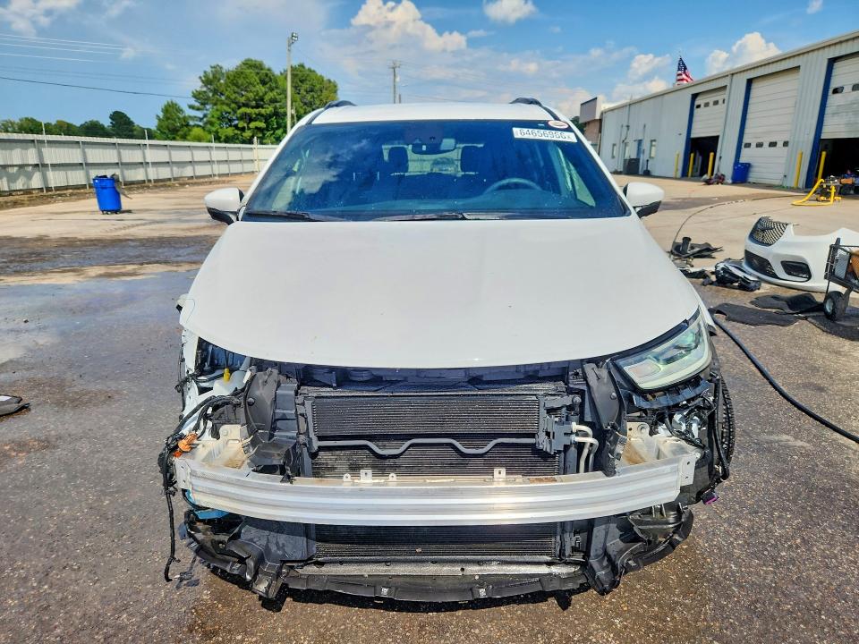 64656966 :رقم المزاد ، 2C4RC1BG3PR513015 vin ، 2023 Chrysler Pacifica مزاد بيع