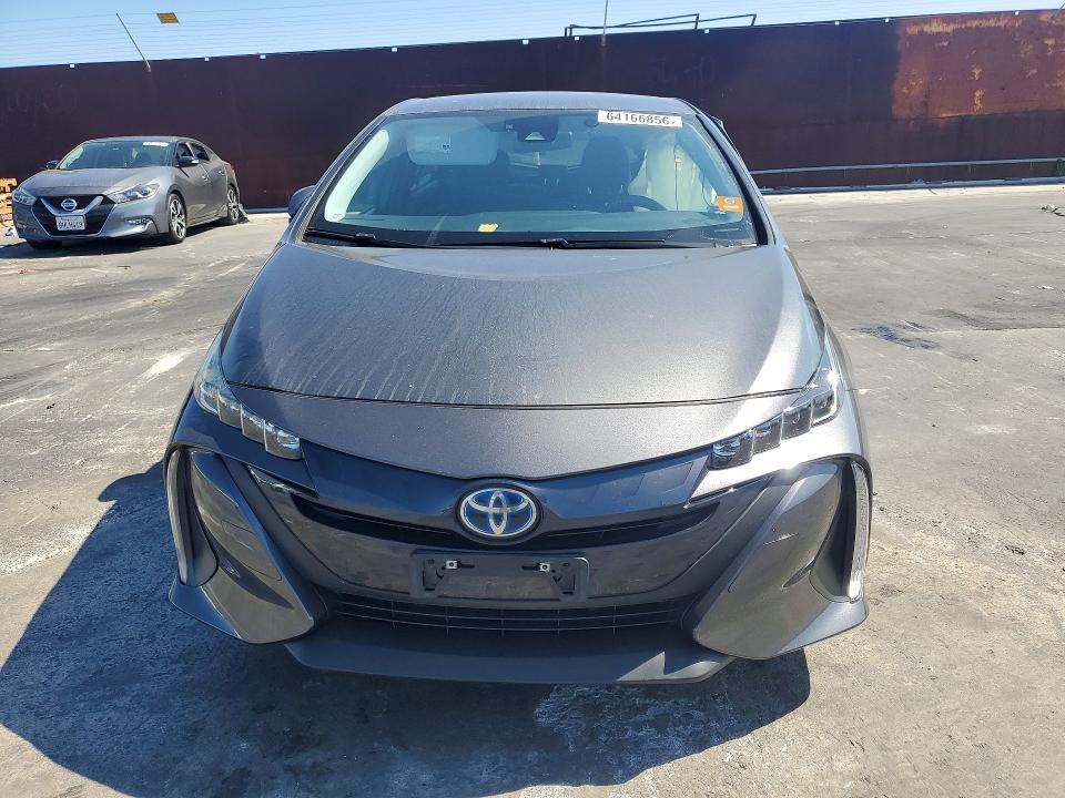 2019 Toyota Prius Prime მანქანა იყიდება აუქციონზე, vin: JTDKARFP9K3113588, აუქციონის ნომერი: 64166856