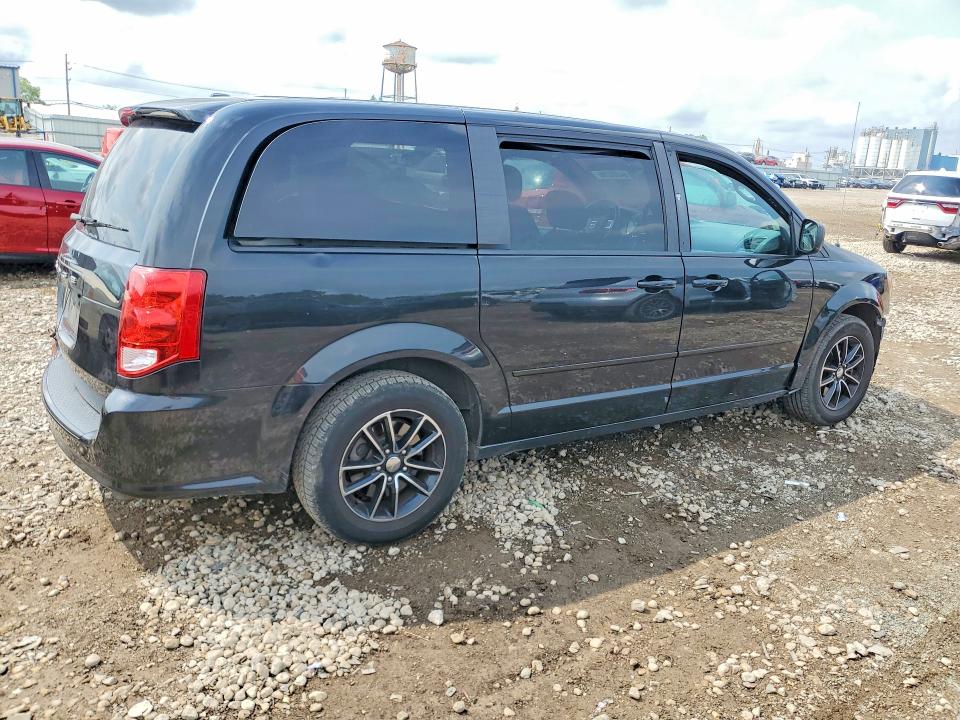 64306256 :رقم المزاد ، 2C4RDGBG8FR594107 vin ، 2015 Dodge Grand Caravan مزاد بيع