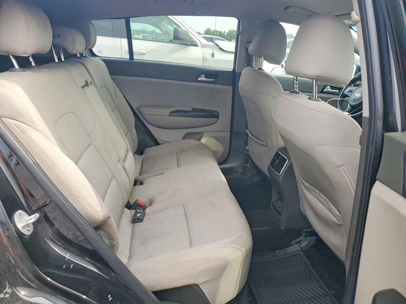 64217366 :رقم المزاد ، KNDPM3ACXH7117388 vin ، 2017 Kia Sportage مزاد بيع