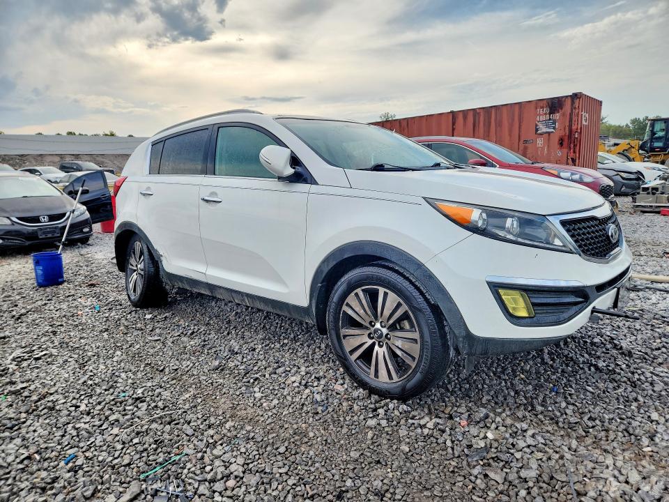 65822636 :رقم المزاد ، KNDPC3AC7F7785584 vin ، 2015 Kia Sportage مزاد بيع