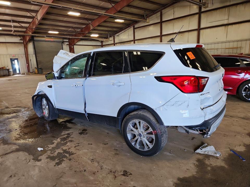 66015876 :رقم المزاد ، 1FMCU0GD6KUA04166 vin ، 2019 Ford Escape مزاد بيع