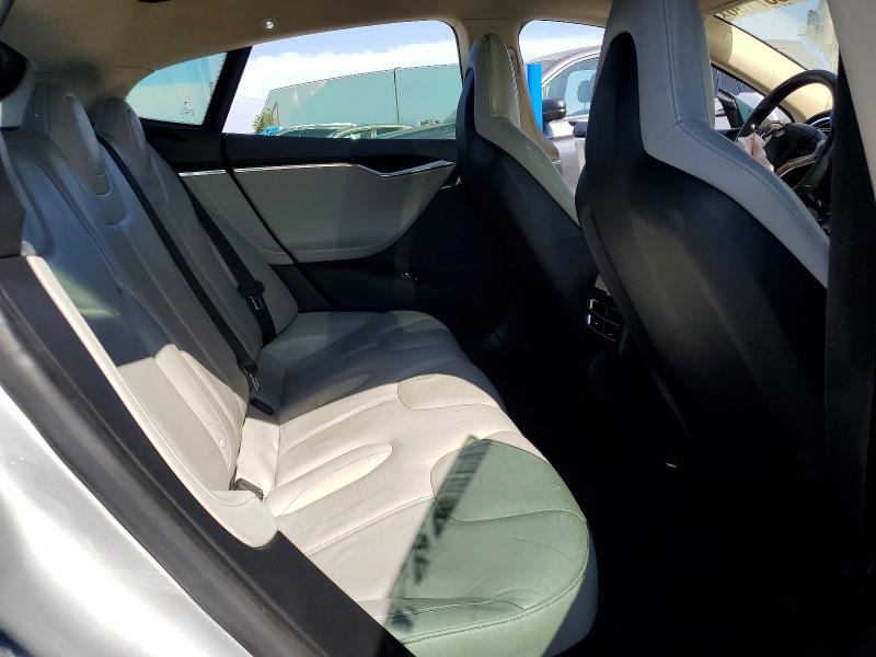 65037106 :رقم المزاد ، 5YJSA1H18EFP51512 vin ، 2014 Tesla Model S مزاد بيع