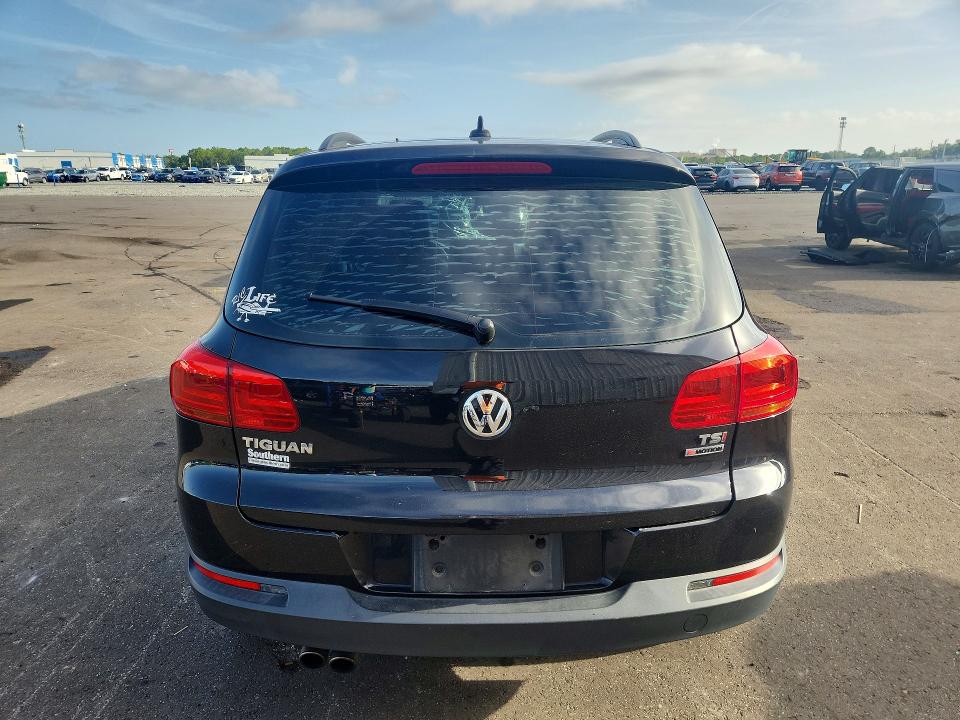 Продаж на аукціоні авто 2017 Volkswagen Tiguan, vin: WVGBV7AX0HK024793, номер лоту: 63997846