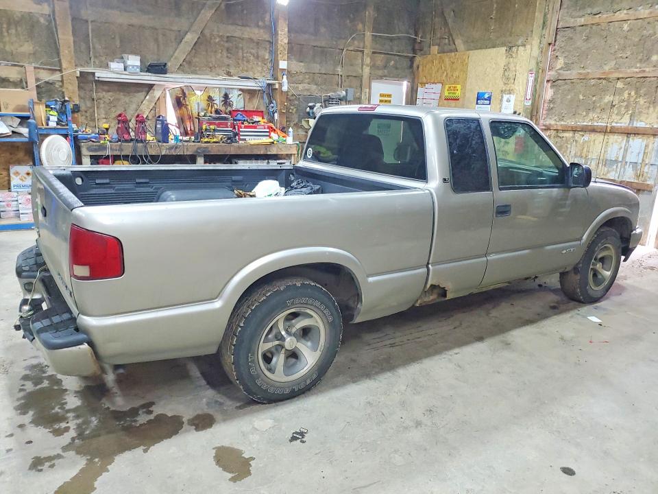 64929606 :رقم المزاد ، 1GCCS195128213409 vin ، 2002 Chevrolet S Truck مزاد بيع