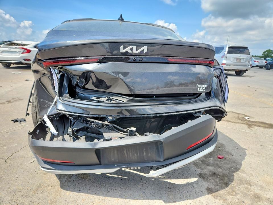 2025 Kia K4 მანქანა იყიდება აუქციონზე, vin: 3KPFT4DE6SE121088, აუქციონის ნომერი: 64230186