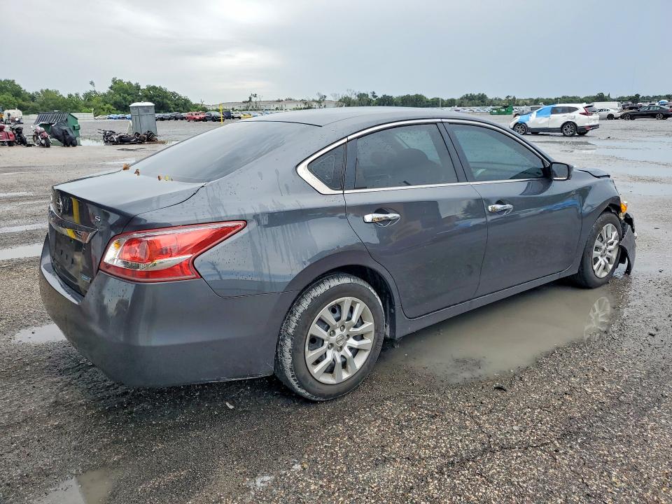 2013 Nissan Altima მანქანა იყიდება აუქციონზე, vin: 1N4AL3APXDC178842, აუქციონის ნომერი: 63373886