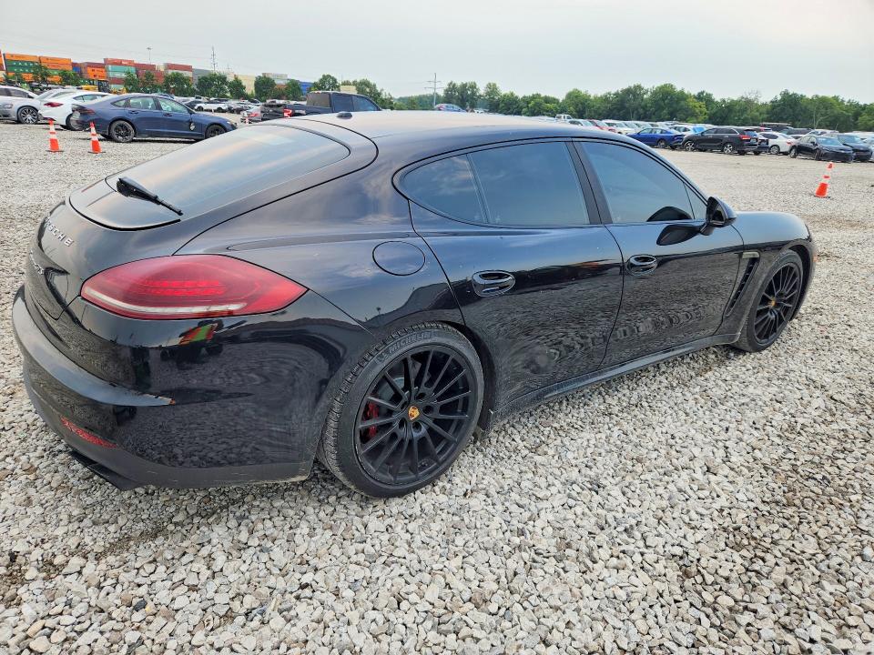 64805396 :رقم المزاد ، WP0AF2A79GL081387 vin ، 2016 Porsche Panamera مزاد بيع