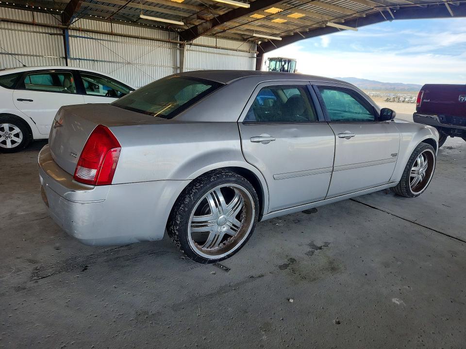 2006 Chrysler 300 მანქანა იყიდება აუქციონზე, vin: 2C3KA43R36H377101, აუქციონის ნომერი: 66055466