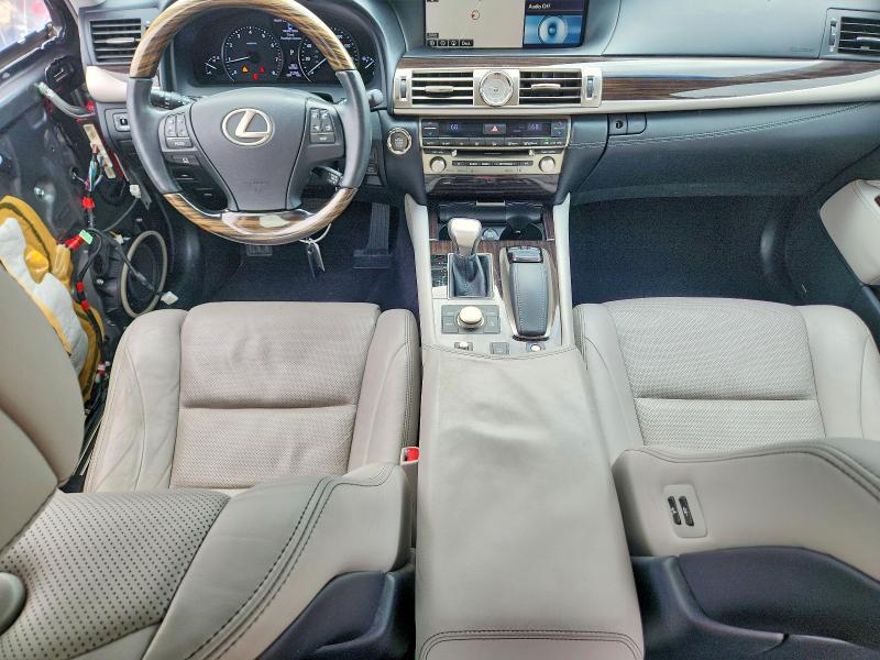 2015 Lexus Ls მანქანა იყიდება აუქციონზე, vin: JTHCL5EF9F5025343, აუქციონის ნომერი: 64191276