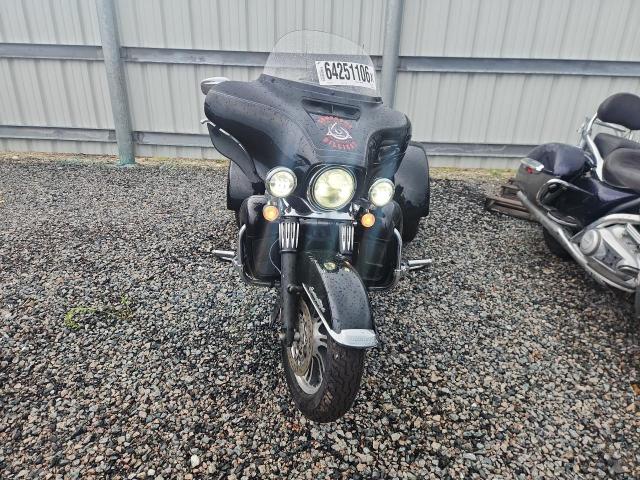 64251106 :رقم المزاد ، 1HD1MAF11NB855122 vin ، 2022 Harley-davidson Flhtcutg مزاد بيع