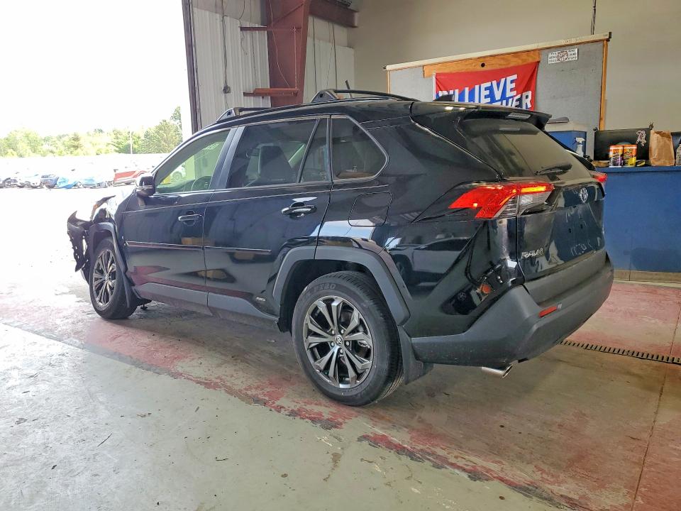 Продажа на аукционе авто 2022 Toyota Rav4, vin: JTMB6RFV6ND078099, номер лота: 57672973