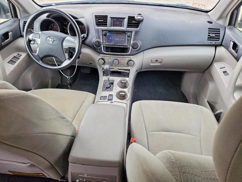 64149256 :رقم المزاد ، 5TDBK3EH3DS207584 vin ، 2013 Toyota Highlander مزاد بيع